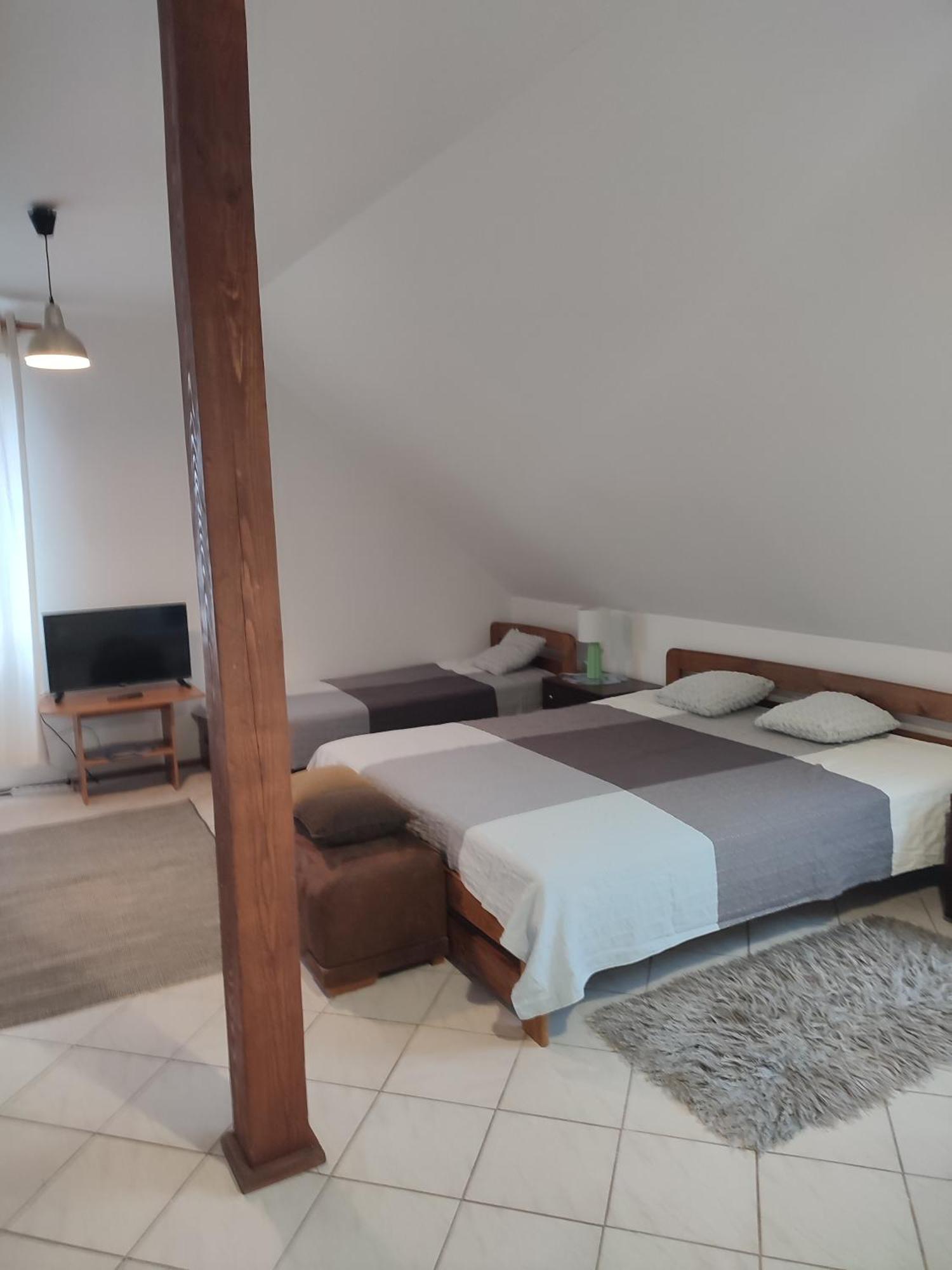 Homestay Pokoje Do Wynajecia *